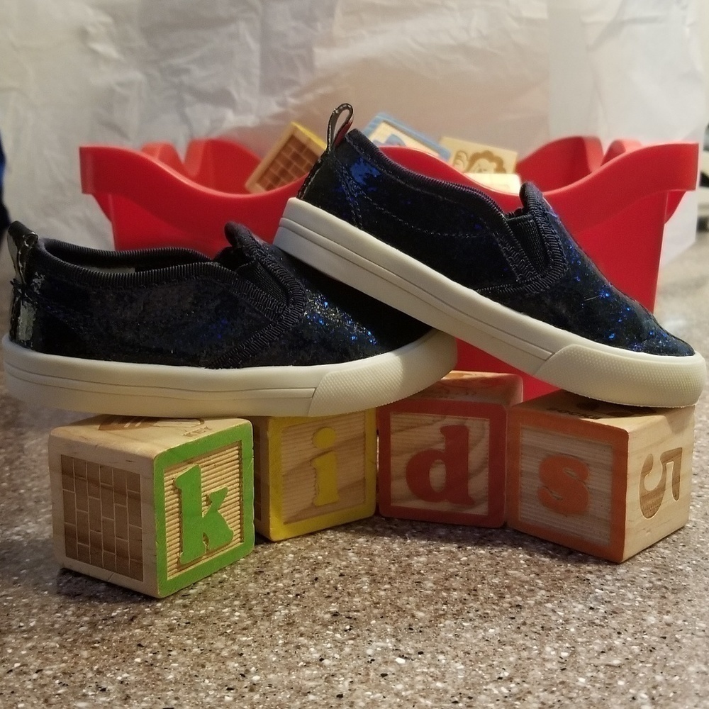 KIDS old navy slides